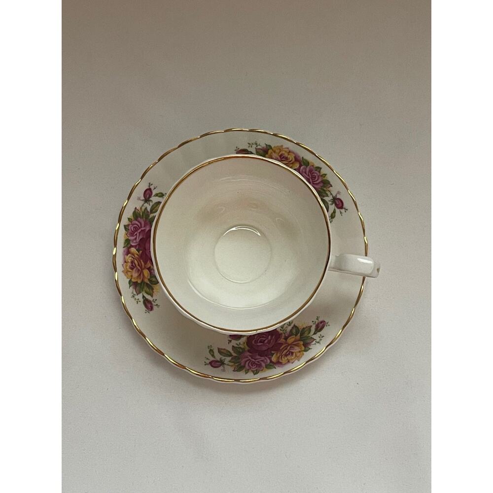 Crown Dorset Fine English Bone China Tea Cup & Saucer England
